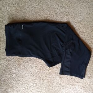 Black Capri Stretch Athletic Leggings by: RBX Size 1X